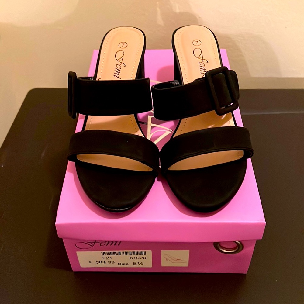 Femi Black Sandals
